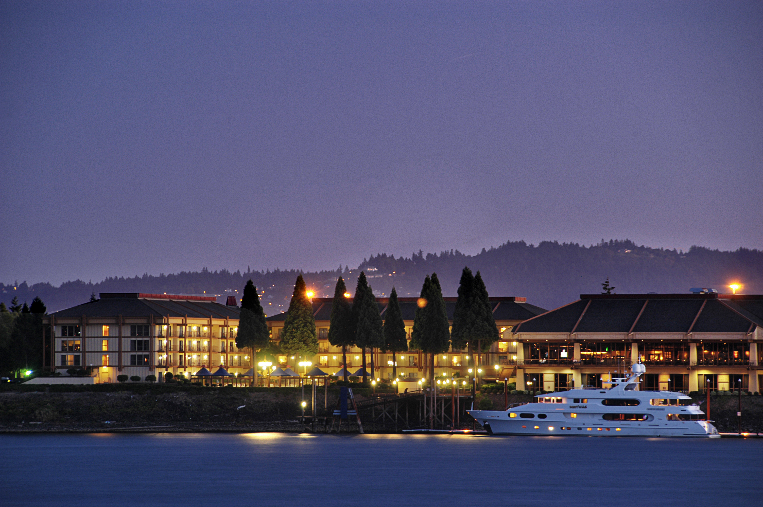 Red Lion Hotel On The River Jantzen Beach Hotels