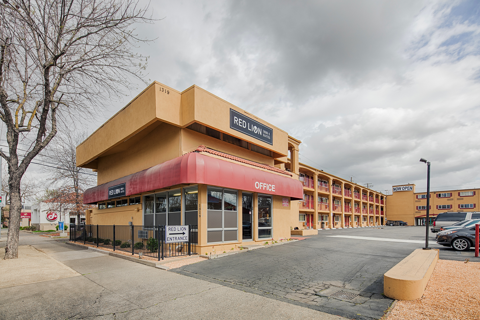 Red Lion Inn Suites Sacramento Hotels