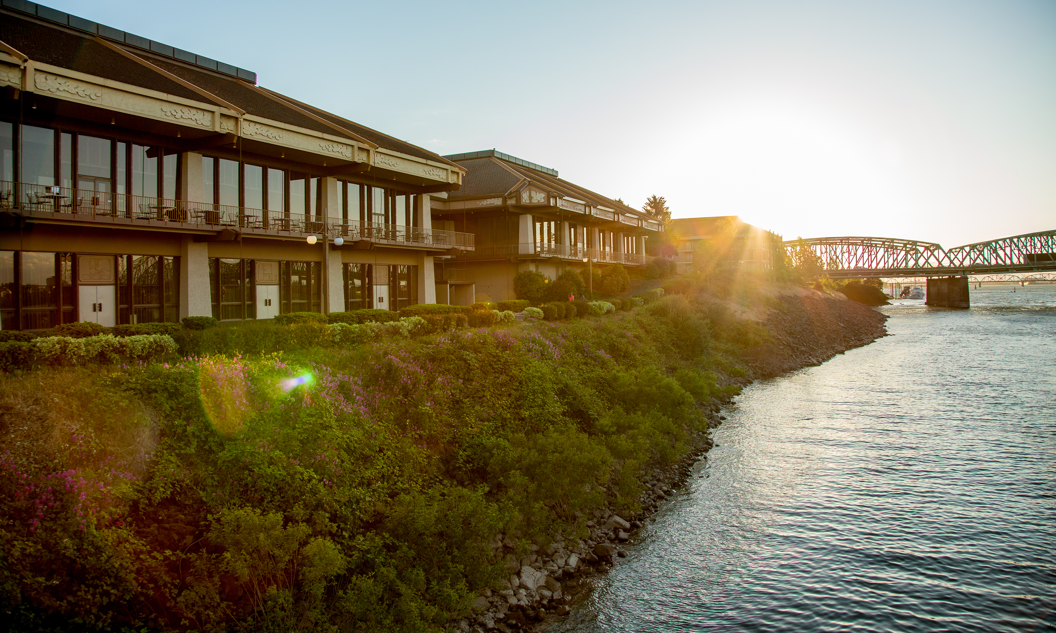 Red Lion Hotel On The River Jantzen Beach Hotels