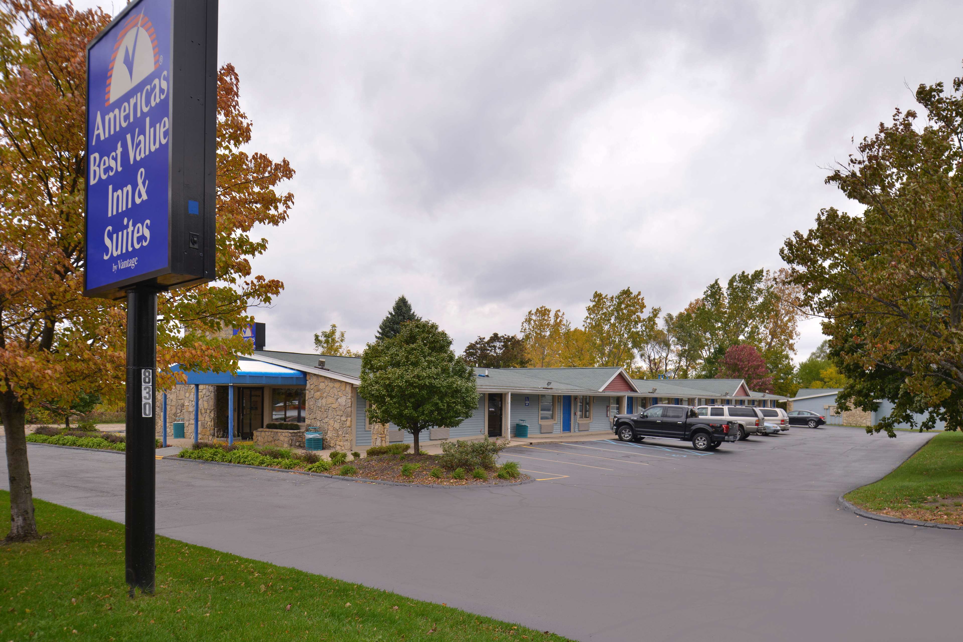Americas Best Value Inn Suites Jackson Mi Red Lion Hotels