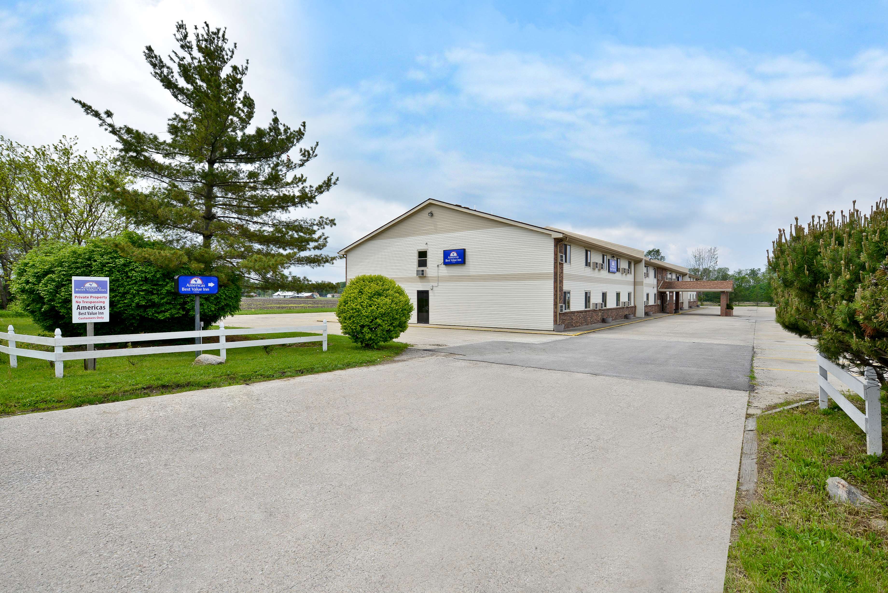 Americas Best Value Inn Decatur Il Red Lion Hotels