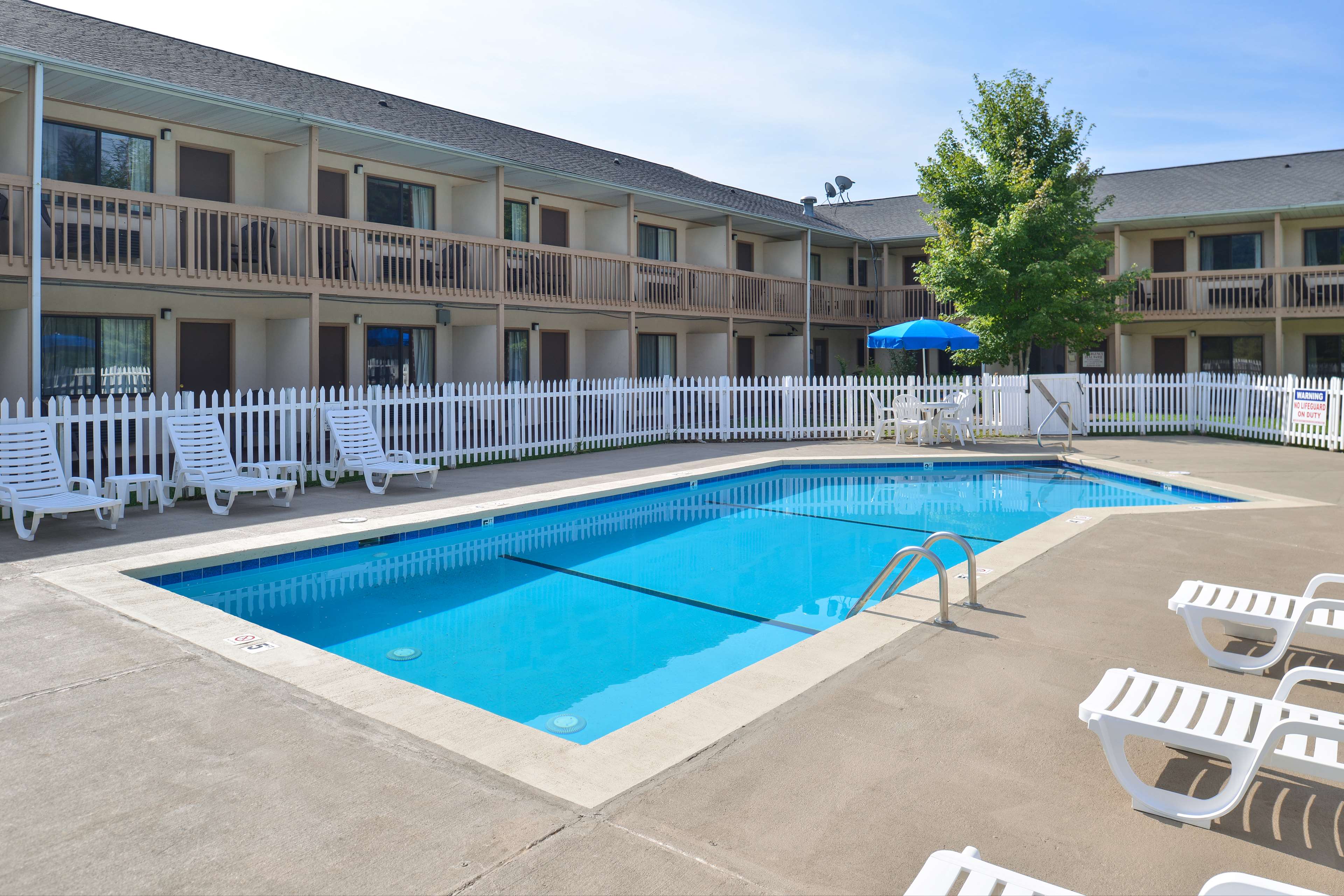 Americas Best Value Inn Canton Nc Red Lion Hotels
